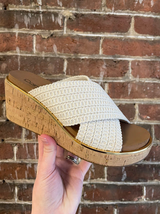 Peace Out Wedges | Ivory