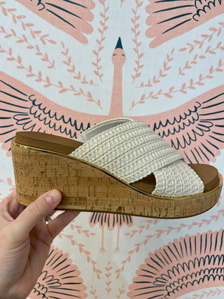Peace Out Wedges | Ivory