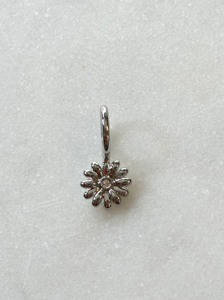 Mini Daisy Charm | Silver