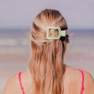Aloe, There! Small Flat Square Hair Clip