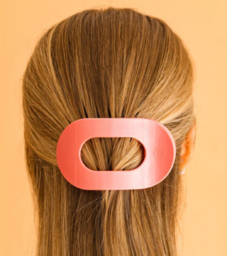 Calming Coral Large Flat Round Clip