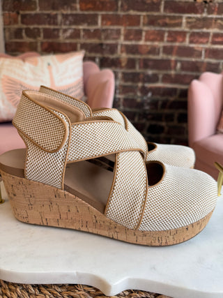 Case Closed | Caramel Combo