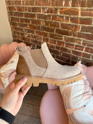 It's Chilly | Sand Combo