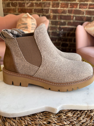 It's Chilly | Sand Combo