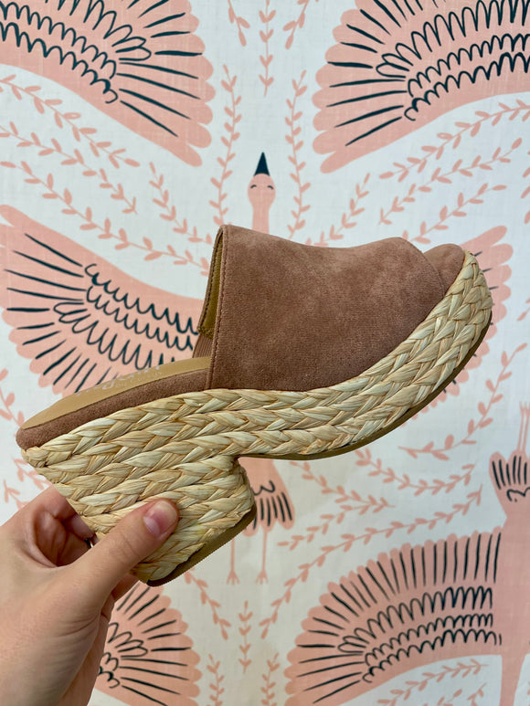 Solstice Blush Wedges