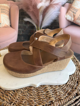 What's The Rush | Walnut
