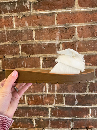 Spray Tan Sandals | White Canvas