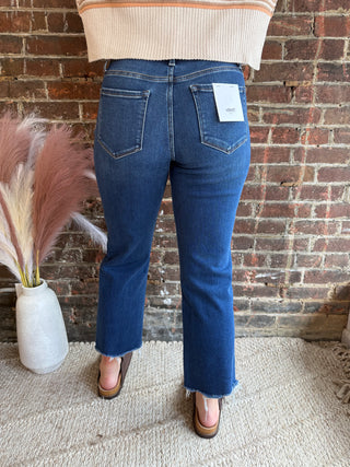Victoria Crop Straight Jeans