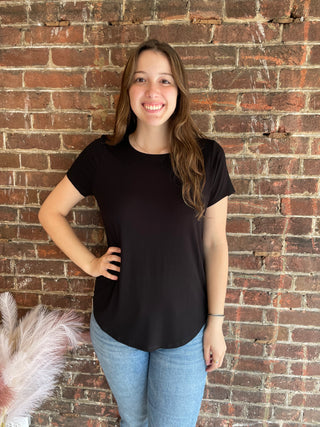 Hanna Basic Tee