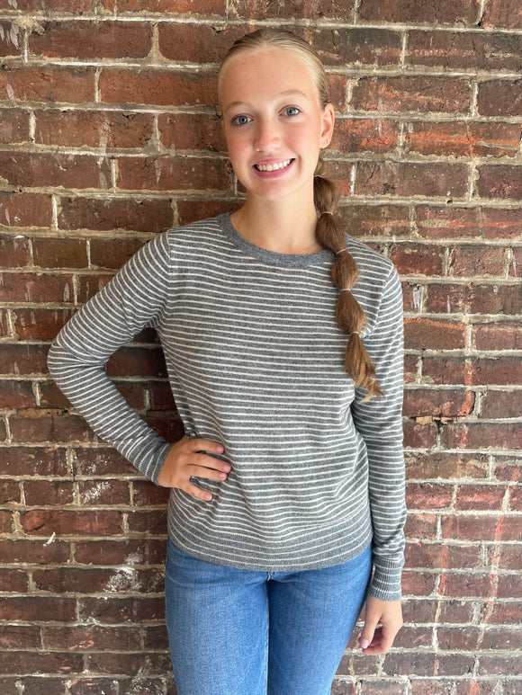 Lila Sweater