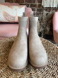 Cabin Fever Boots | Camel