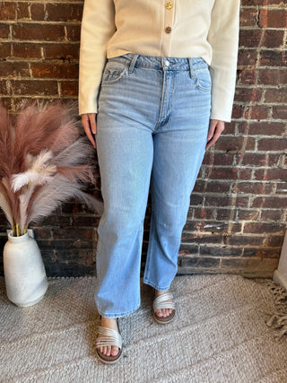 Kate Light Wash Barrel Jeans