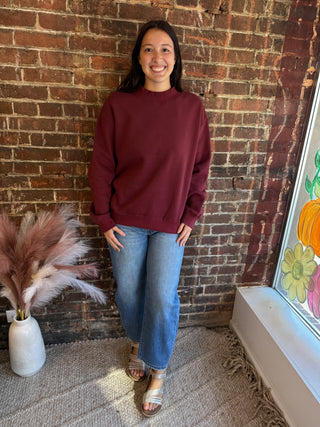 Ryder Mock Neck Sweatshirt | Wine