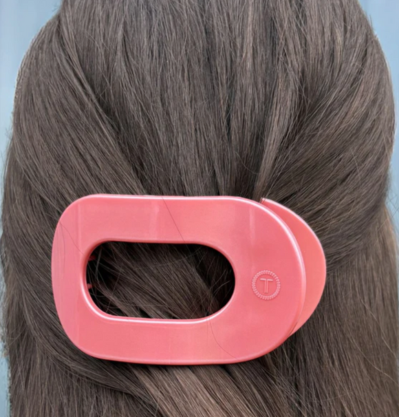 Calming Coral Medium Flat Round Hair Clip