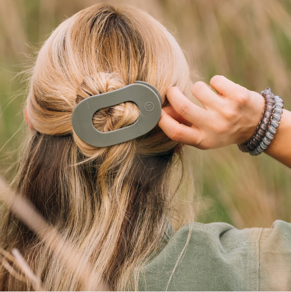 Sage It Ain't So Medium Flat Round Hair Clip