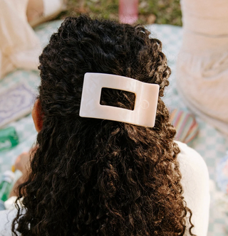Soft Surf Medium Flat Rectangle Hair Clip